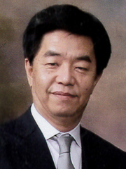 理事長  了戒哲好